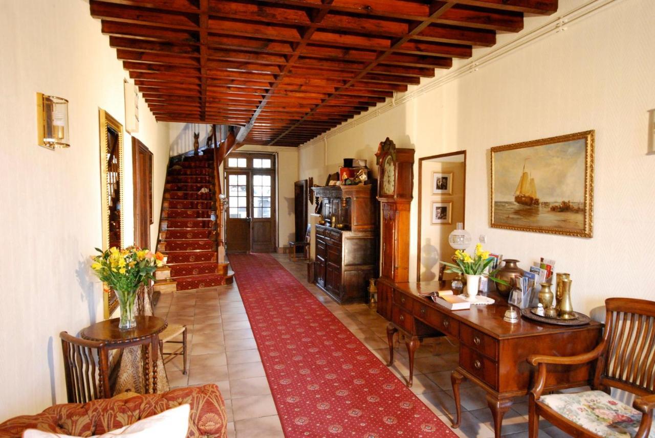 Le Logis Des Quatre Puits Bed & Breakfast Neuvicq-Montguyon Exterior photo