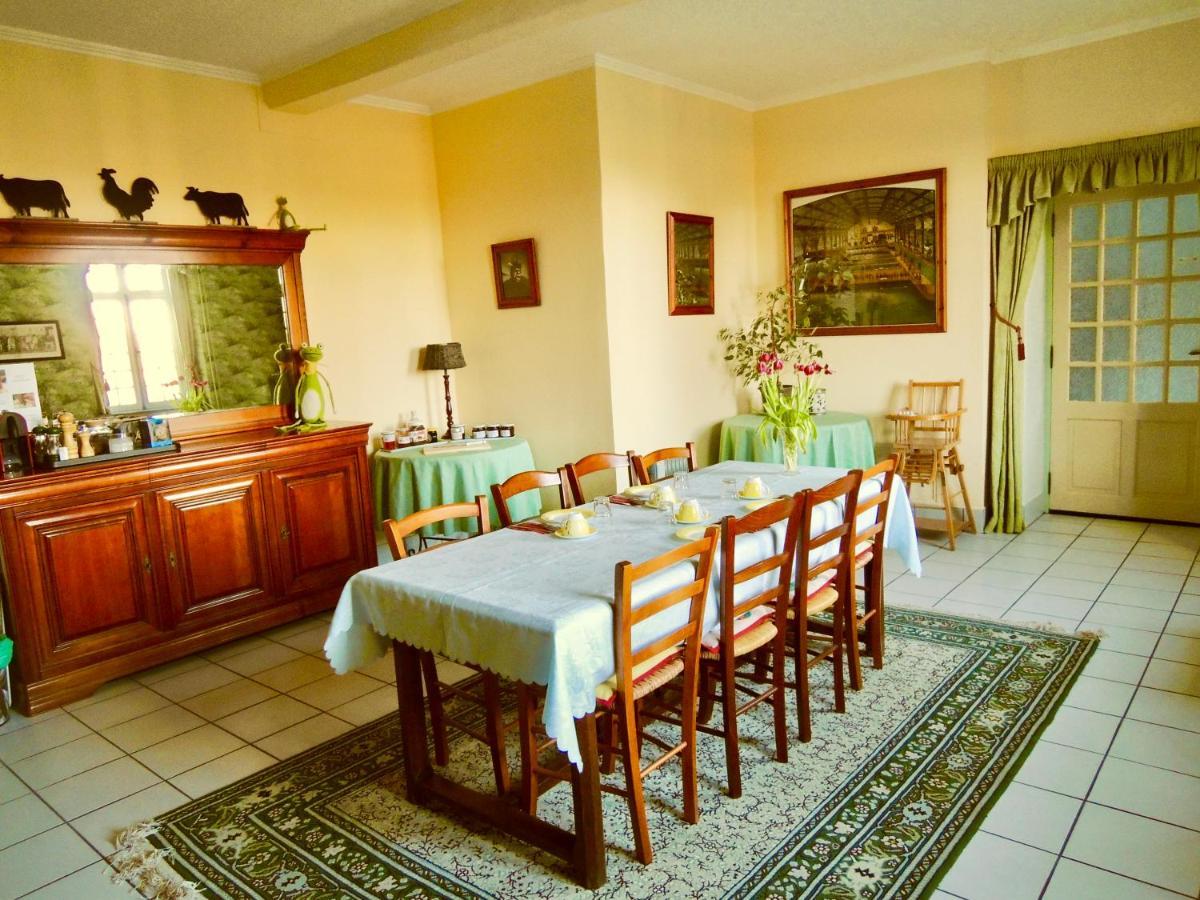 Le Logis Des Quatre Puits Bed & Breakfast Neuvicq-Montguyon Exterior photo