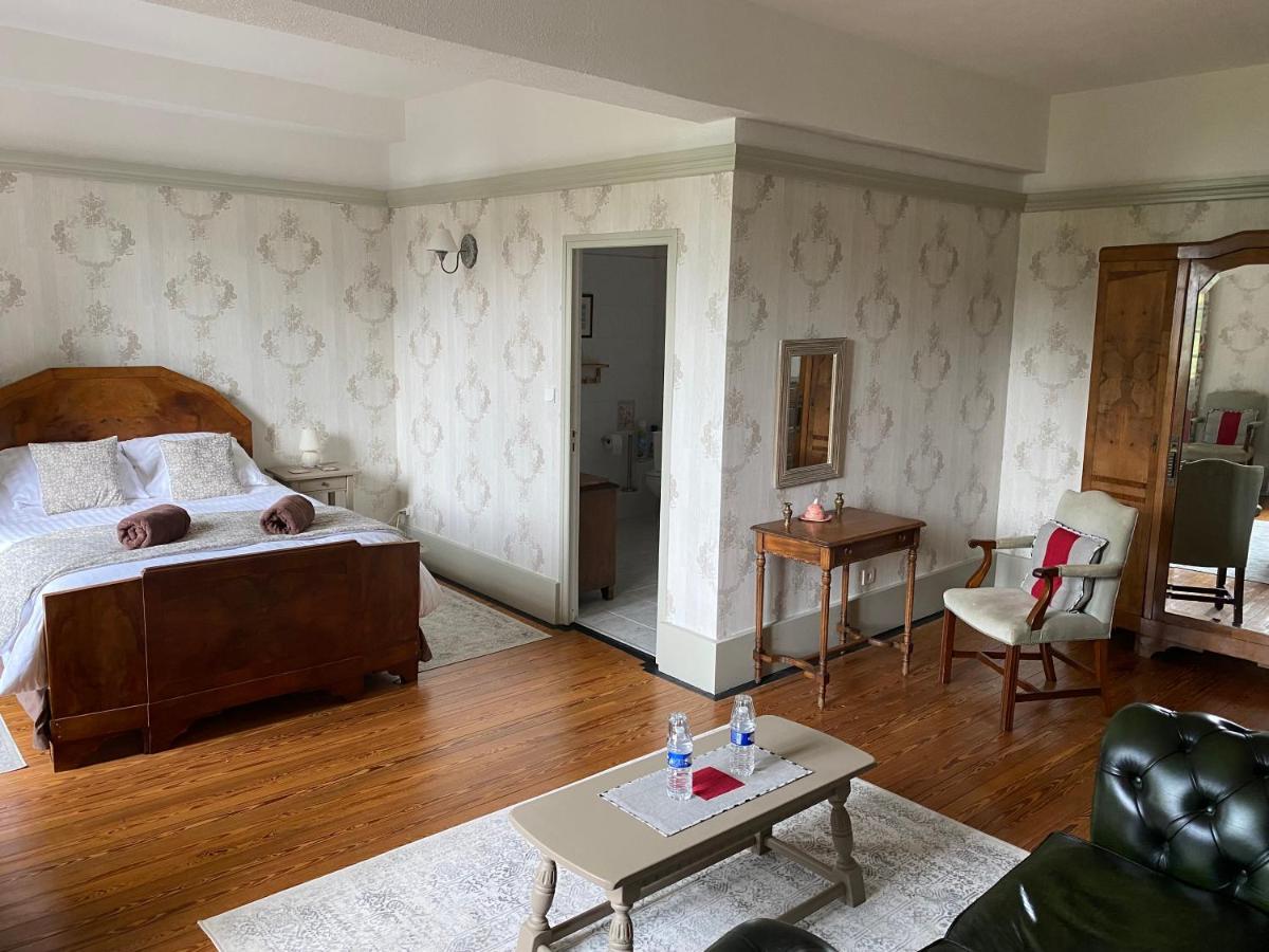 Le Logis Des Quatre Puits Bed & Breakfast Neuvicq-Montguyon Exterior photo