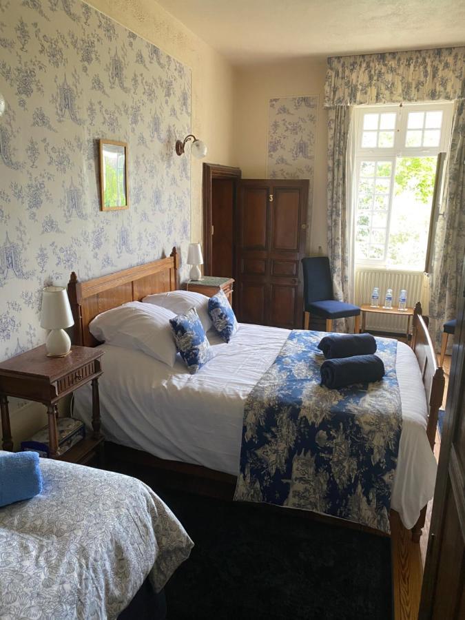Le Logis Des Quatre Puits Bed & Breakfast Neuvicq-Montguyon Exterior photo